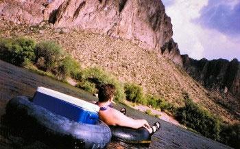 salt-river-tubing-beer