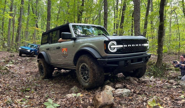 Exploring the Wild At Great Smoky Mountains Bronco Off-Roadeo Adventure Driving School