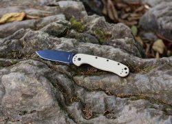 22 Ways For A Man To Use His Pocket Knife