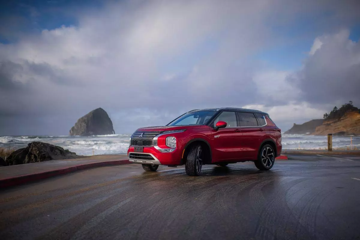 2025 Outlander PHEV In Oregon