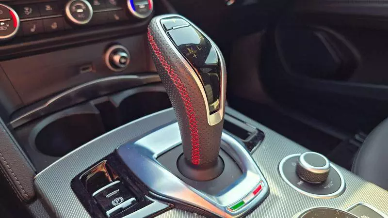 alfa gear shift