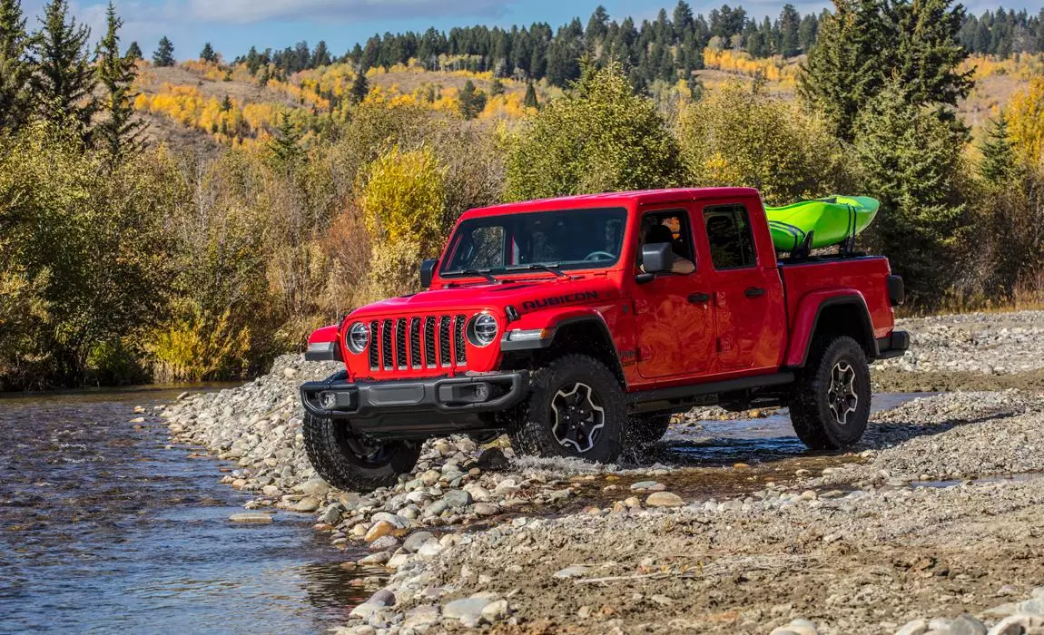 2020 Jeep Gladiator crossing river