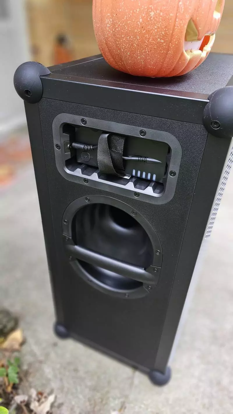 soundboks carry handle and battery pack