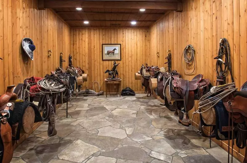 triple creek ranch saddle room