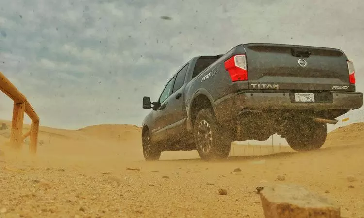 Nissan Pro4X is a Sand Storm