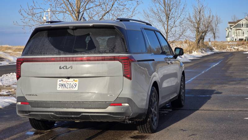 2025 Kia Carnival Hybrid Review - rear view