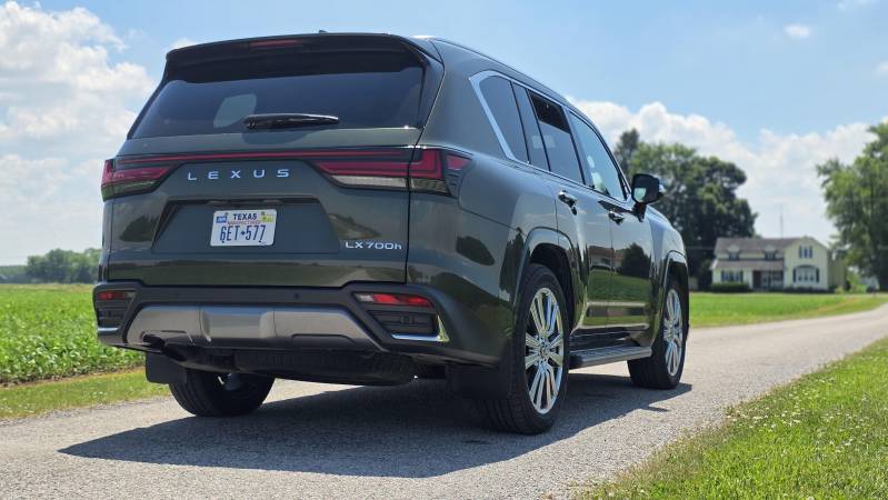 2025 lexus lx 700h ultra luxury suv review