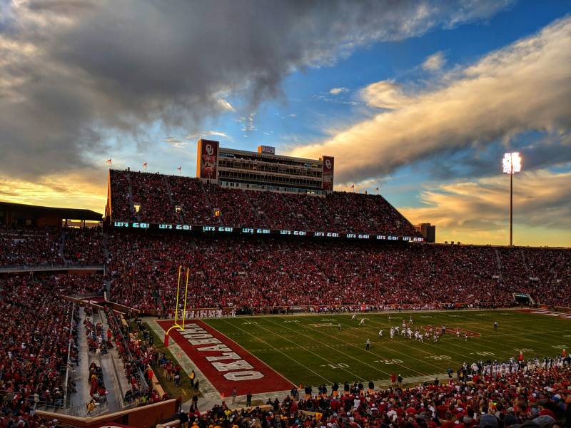 gaylord family oklahoma memorial stadium norman oklahoma