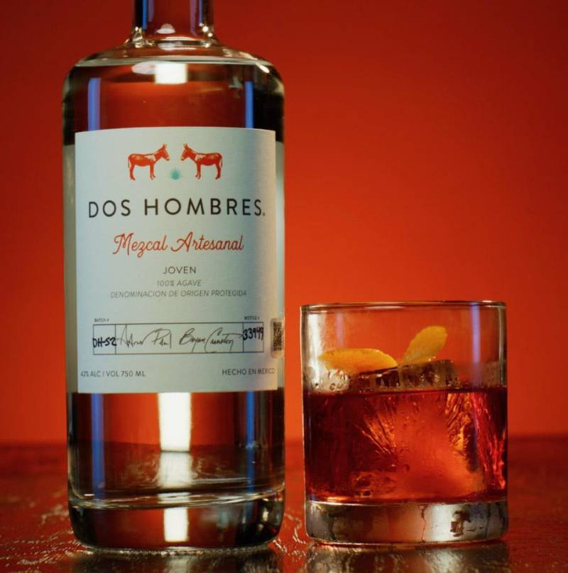 dos hombres negroni