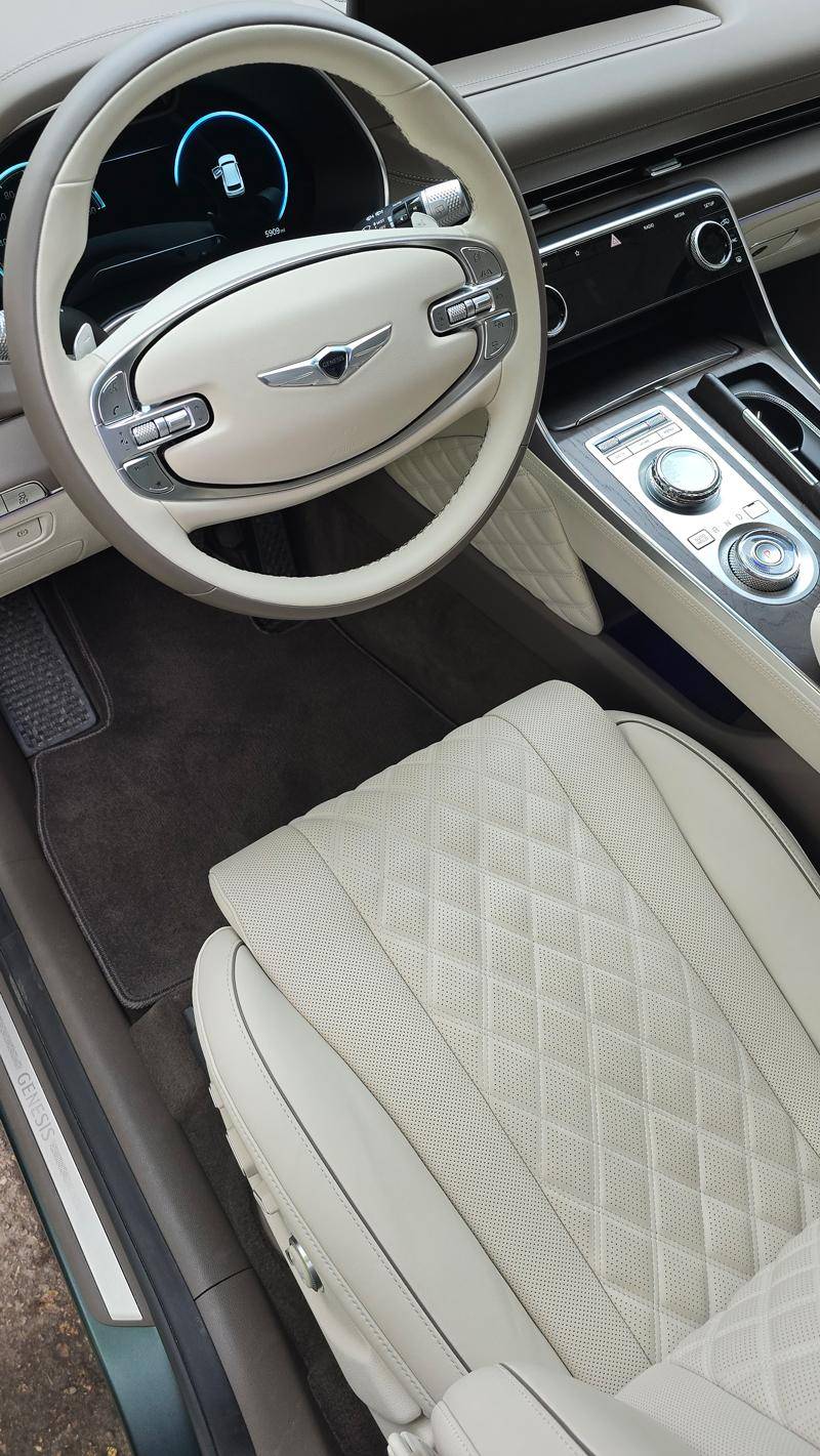 genesis gv80 luxury interior