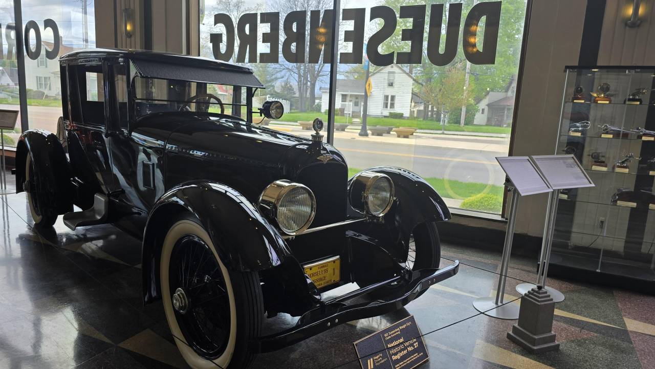 auburn cord duesenberg automobile museum