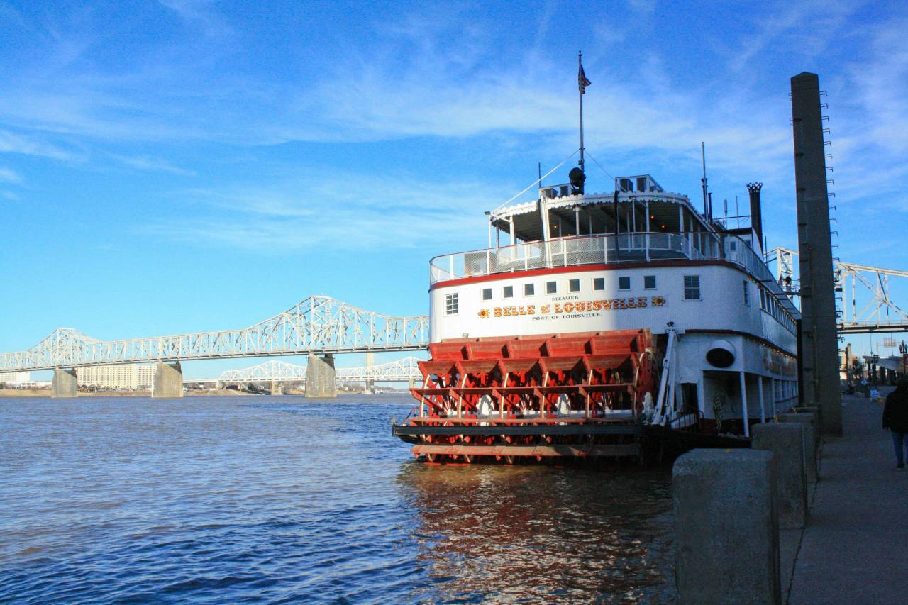 louisville belle riverboat tours