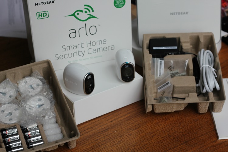 arlo cameras kit
