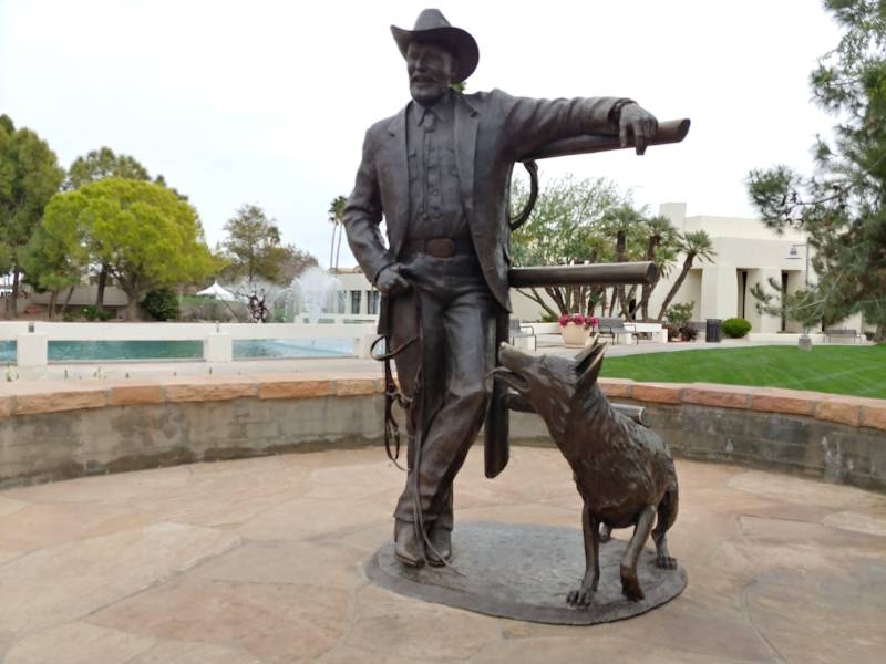cowboy statue in old town scottsdale arizona