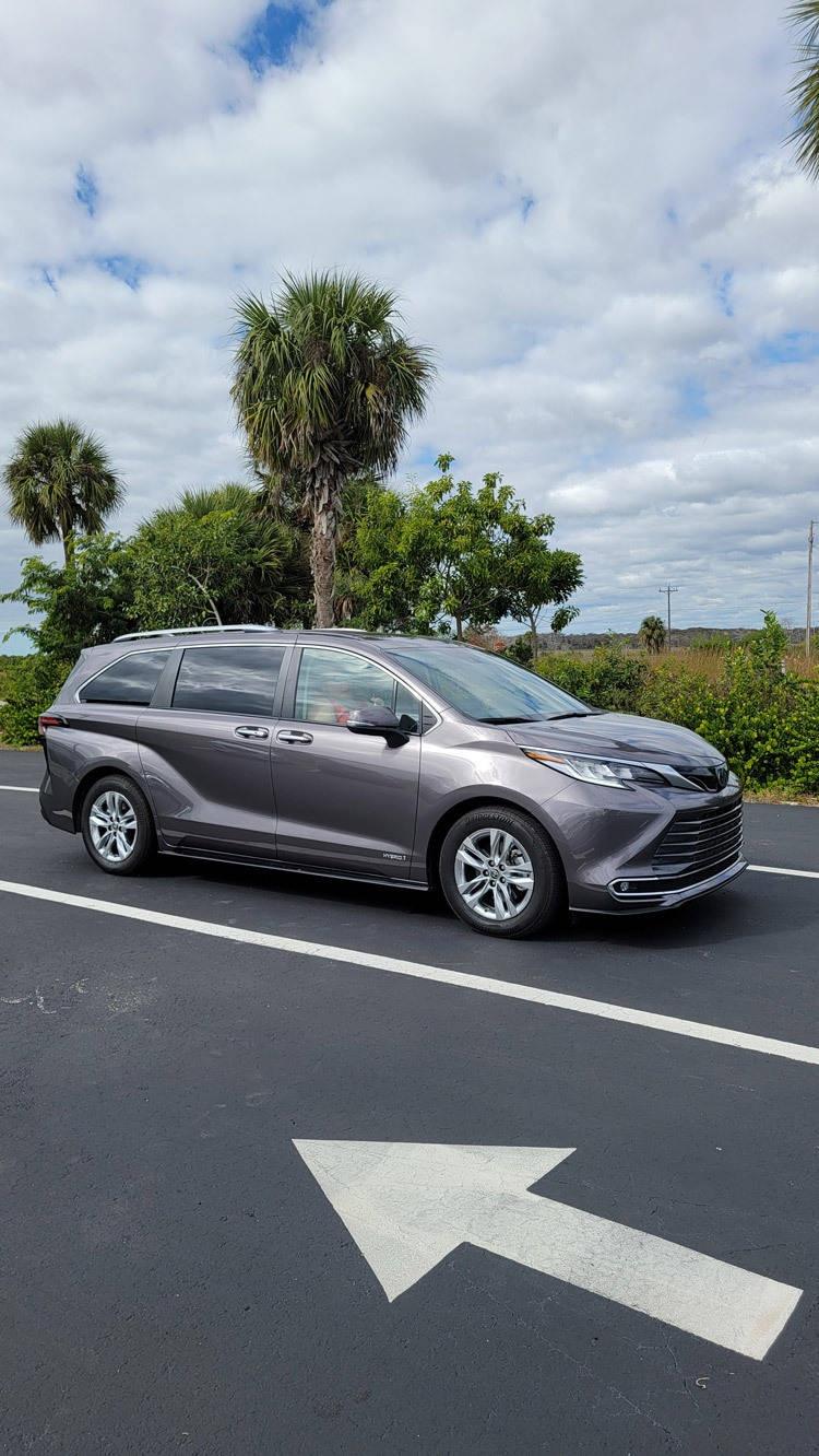 Toyota Sienna road trip in the Florida Everglades