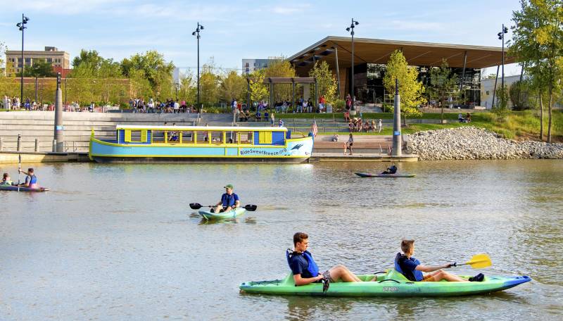 Promenade Park kayaks - sweet breeze pavilion - photo courtesy of Visit Fort Wayne