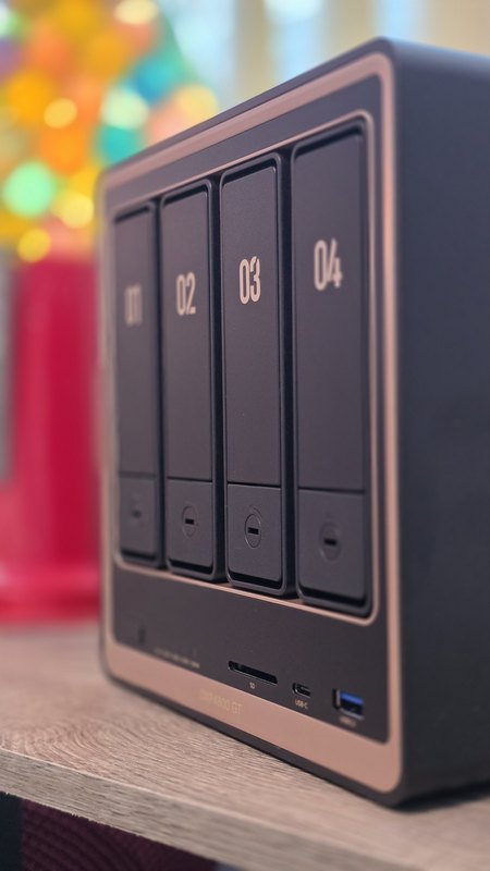 body front panel ports