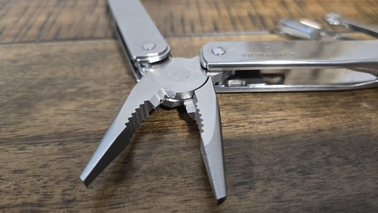  Swiss Tool Spirit X from Victorinox review