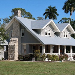 what causes a roof to leak