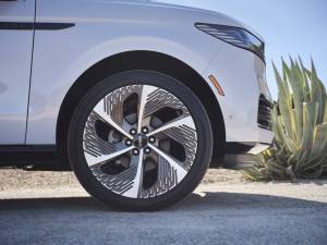 2025_Lincoln_Navigator_L_Black_Label_Crystal_White_24_original